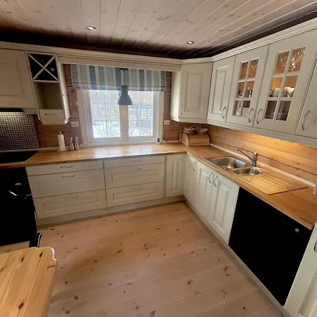 Hovdeli Ferienhaus *